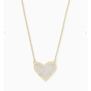 Ari Heart Necklace in Gold and iridescent